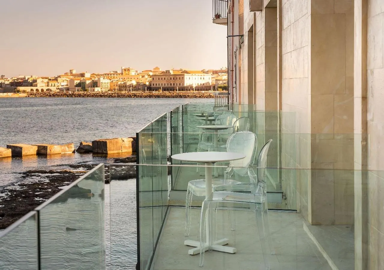 Re Dionisio Luxury Suites Syracuse