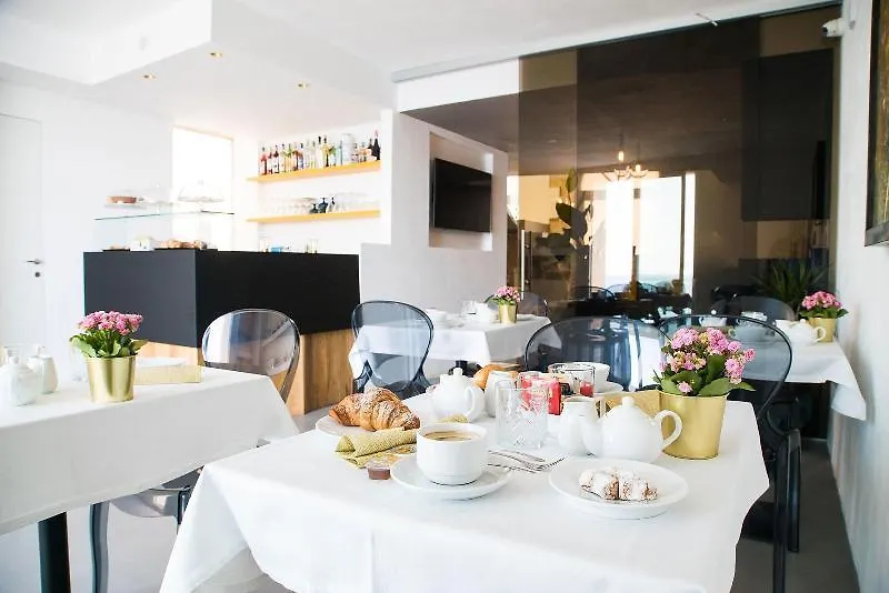 Re Dionisio Luxury Suites Syracuse 4*,
